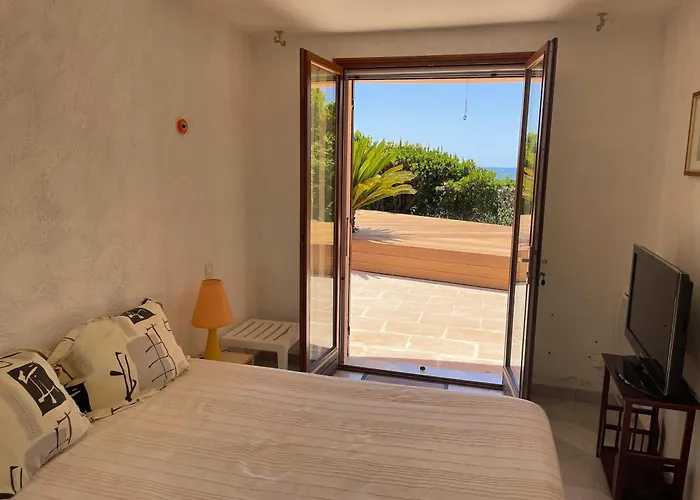 Thamyris Porticcio Ajaccio Corse Gasthof